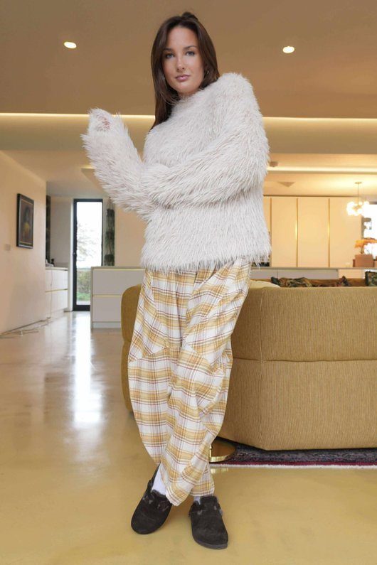 Claudia Shaggy Knit Stone